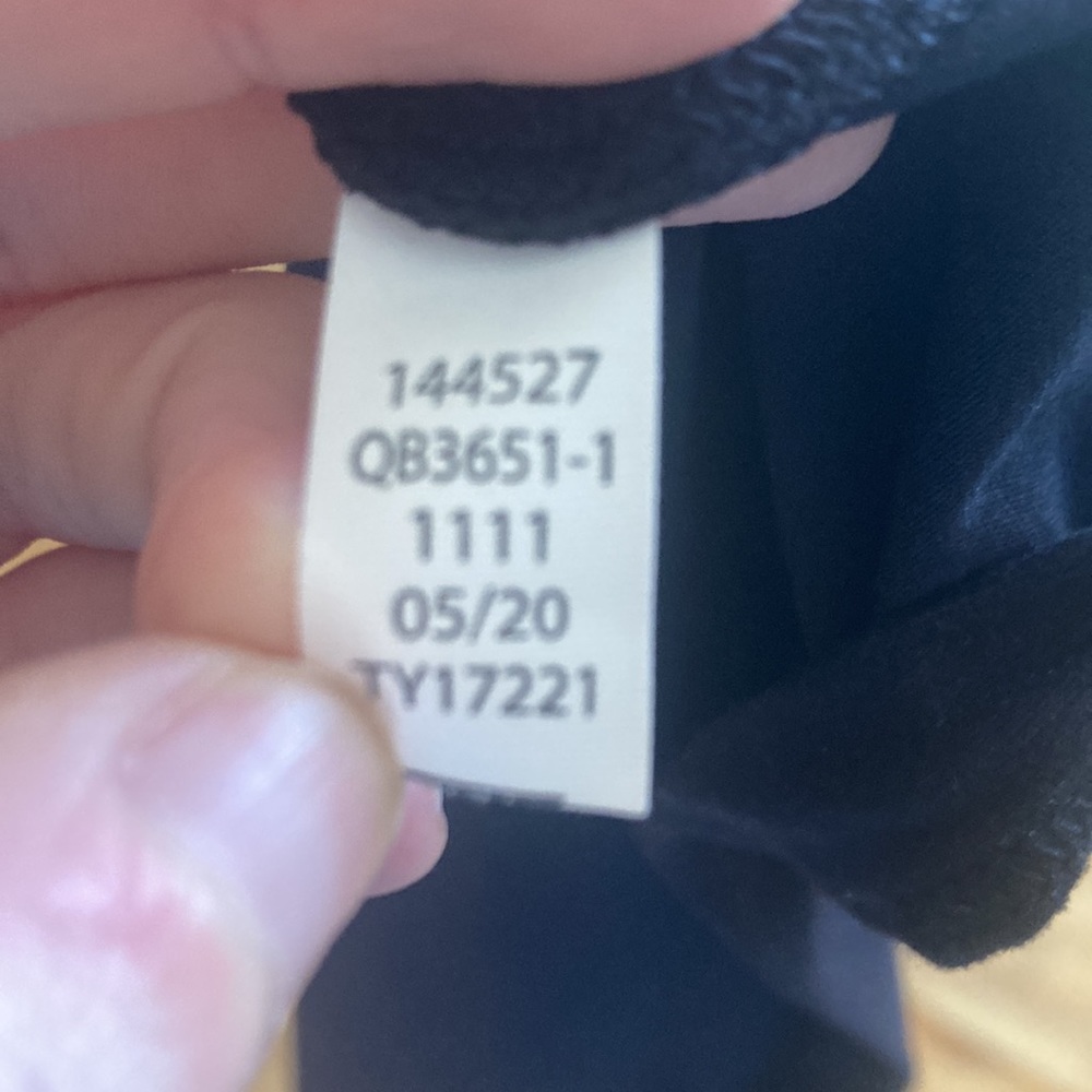 Yogalicious Black Racerback Tank Top - Picture 5 of 6